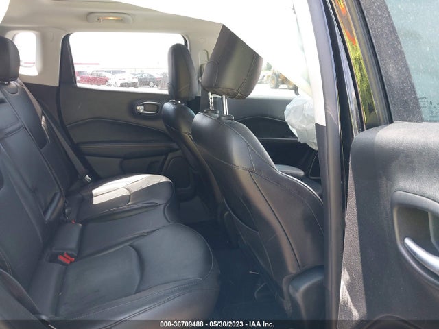3C4NJDCB9KT821854 Jeep Compass Limited