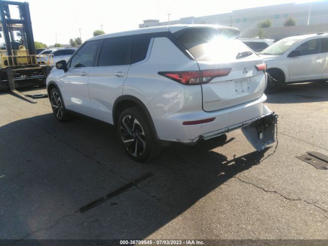 JA4J3UA88NZ011056 Mitsubishi Outlander Se