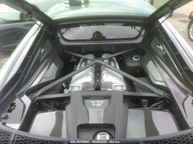 2021 Audi R8, VIN: WUABAAFX1M7901281