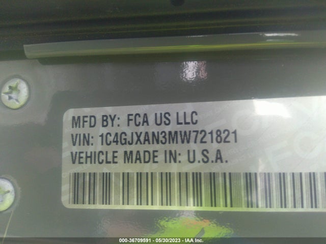 1C4GJXAN3MW721821 Jeep Wrangler Sport S