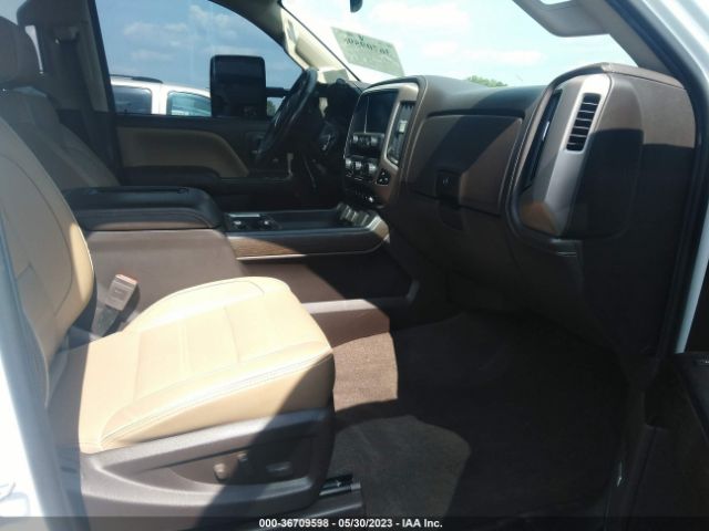 1GT12UEY8JF267437 GMC Sierra 2500hd Denali