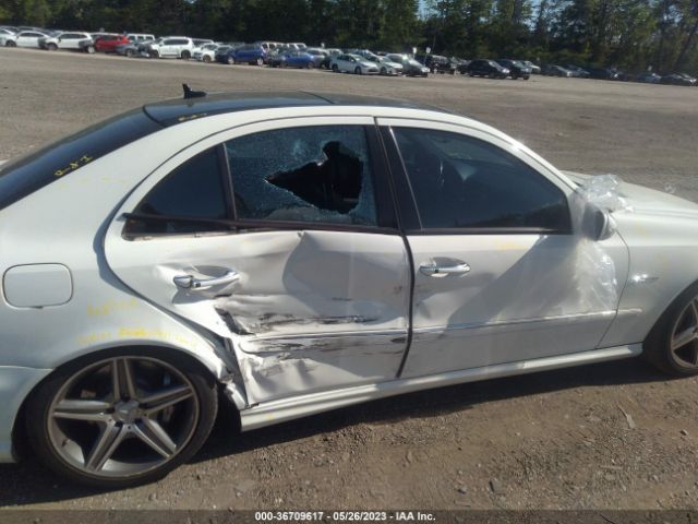 2008 MERCEDES-BENZ E 63 AMG WDBUF77XX8B233958 Photo 5
