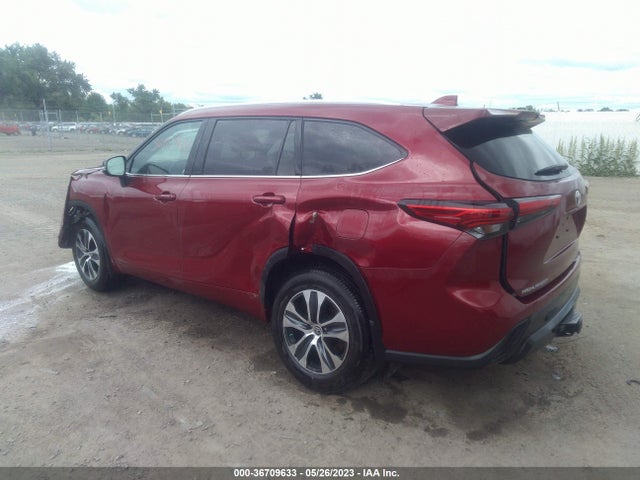 Toyota Highlander Xle 2022 5TDHZRBHXNS572519 Image 3