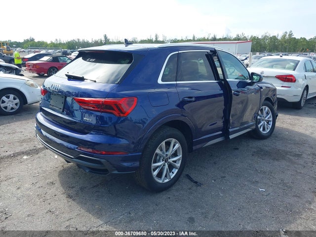 WA1EECF31N1131122 Audi Q3 S Line Premium Plus