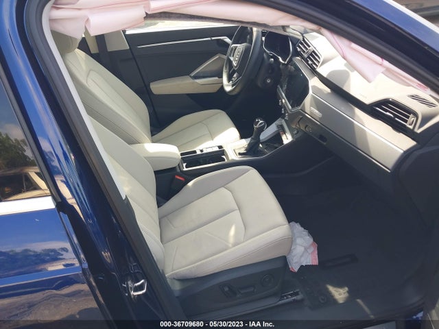WA1EECF31N1131122 Audi Q3 S Line Premium Plus