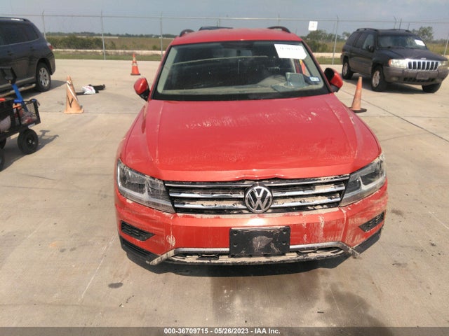 3VV1B7AX8KM050407 Volkswagen TIGUAN S
