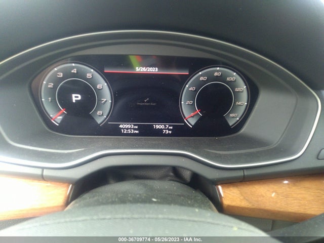 WA1BAAFYXM2023055 Audi Q5 Premium Plus