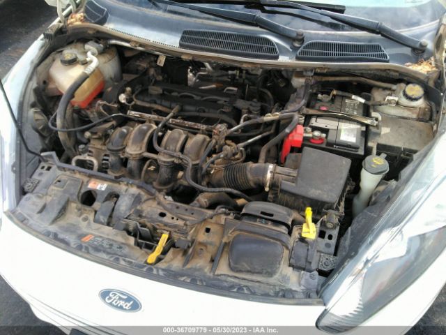 3FADP4EJ2FM221875 Ford FIESTA SE