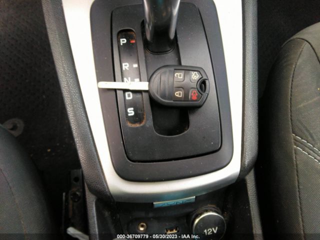 3FADP4EJ2FM221875 Ford FIESTA SE