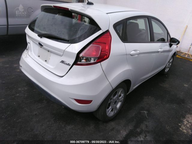 3FADP4EJ2FM221875 Ford FIESTA SE