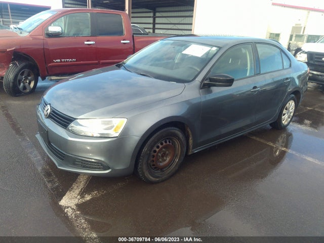 3VW2K7AJ9EM302147 Volkswagen Jetta 2.0l S