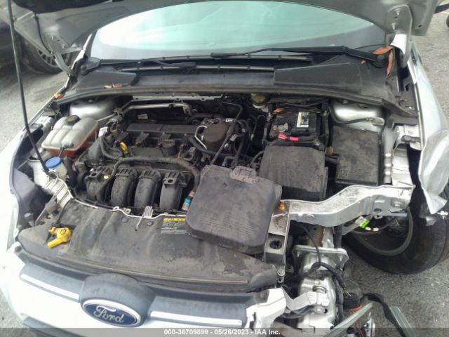 1FADP3F28EL242179 Ford FOCUS SE