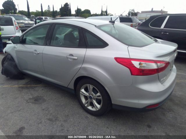 1FADP3F28EL242179 Ford FOCUS SE