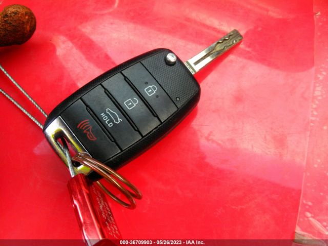 5XXGM4A7XEG343247 KIA Optima Lx