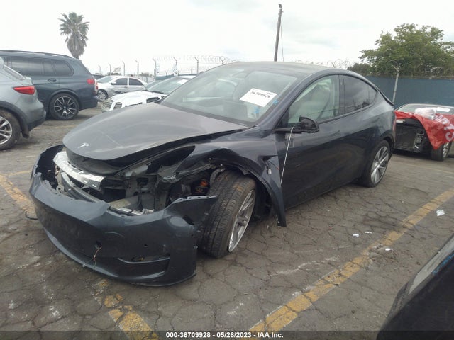 Tesla Model Y Standard Range 2021 5YJYGDEDXMF113902 Image 2