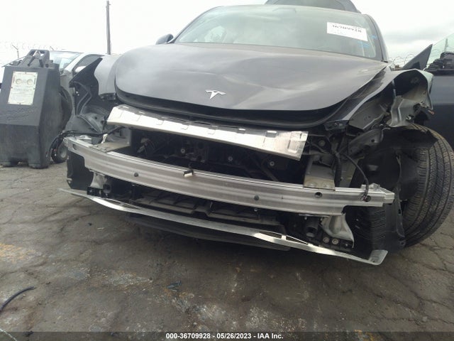 Tesla Model Y Standard Range 2021 5YJYGDEDXMF113902 Image 9