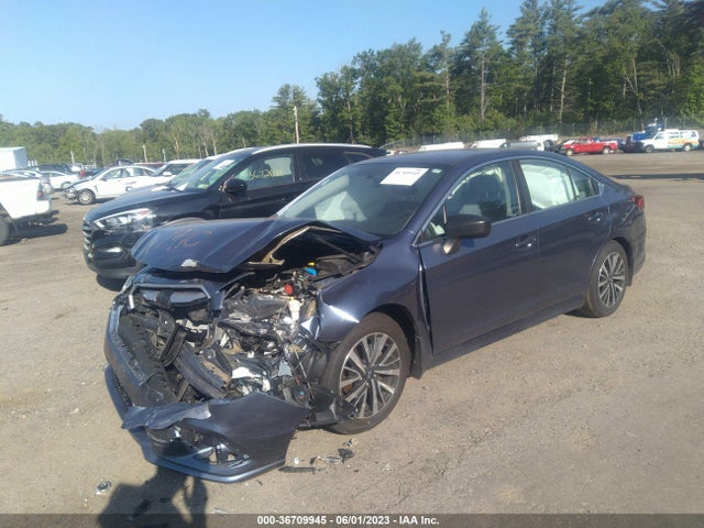 Subaru Legacy 2018 4S3BNAB64J3003274 Image 2