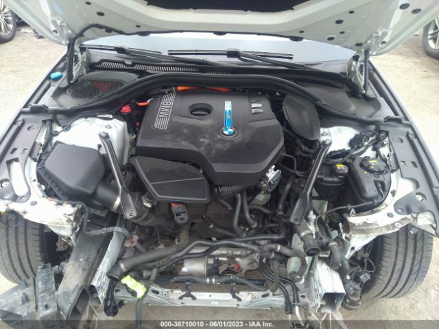WBAJA9C58JB034008 BMW 5 Series 530e Iperformance