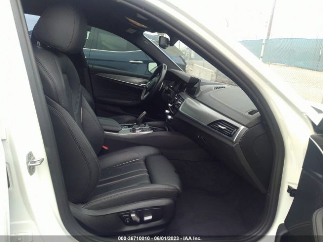 WBAJA9C58JB034008 BMW 5 Series 530e Iperformance