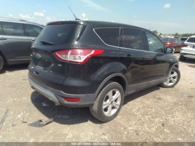 1FMCU0G70FUA40323 Ford ESCAPE SE