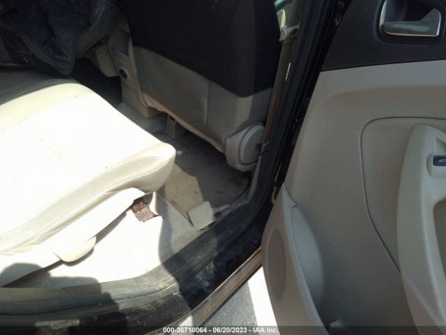1FMCU0G70FUA40323 Ford ESCAPE SE
