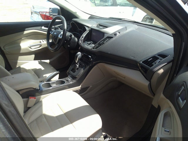 1FMCU9J97EUD71798 Ford Escape Titanium