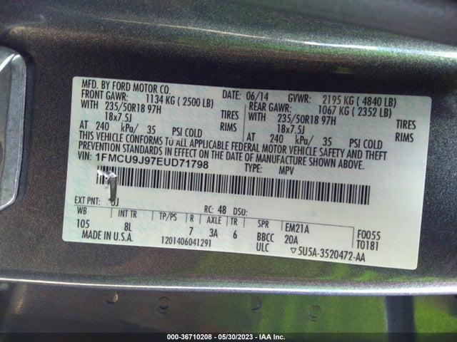 1FMCU9J97EUD71798 Ford Escape Titanium