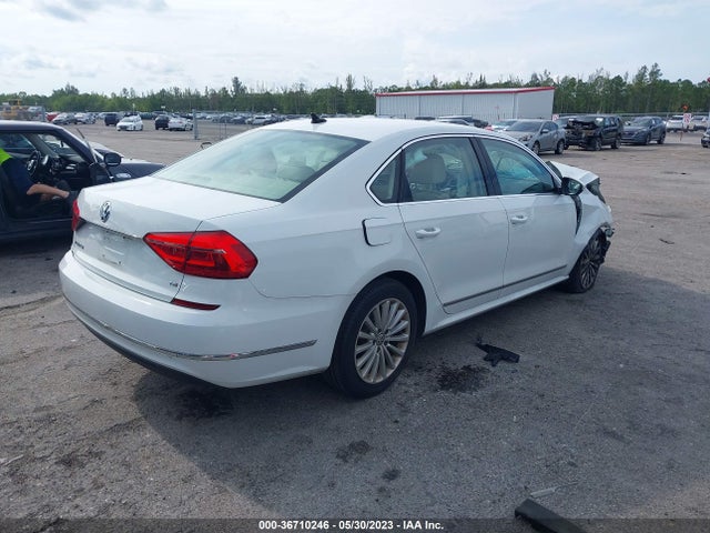 2016 VOLKSWAGEN PASSAT 1.8T SE VIN: 1VWBS7A35GC012817