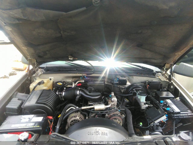 1999 GMC SUBURBAN VIN: 3GKEC16R4XG516736