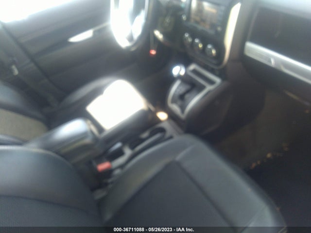 1C4NJCEB0HD131478 Jeep Compass Latitude