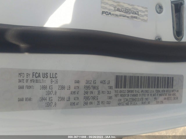 1C4NJCEB0HD131478 Jeep Compass Latitude