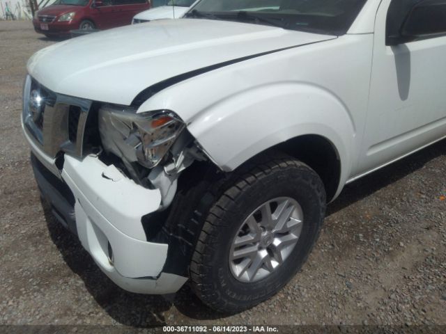 1N6AD0CW1FN735765 Nissan Frontier Pro-4x/sv