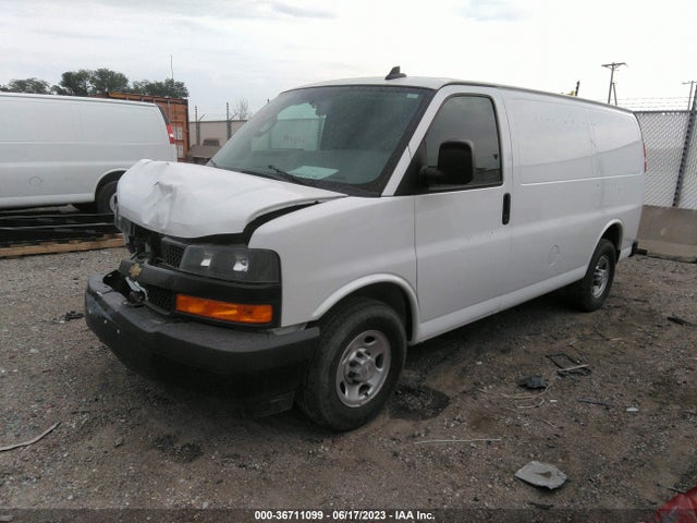 Chevrolet EXPRESS CARGO VAN 2019 1GCWGAFG2K1234573 Image 2