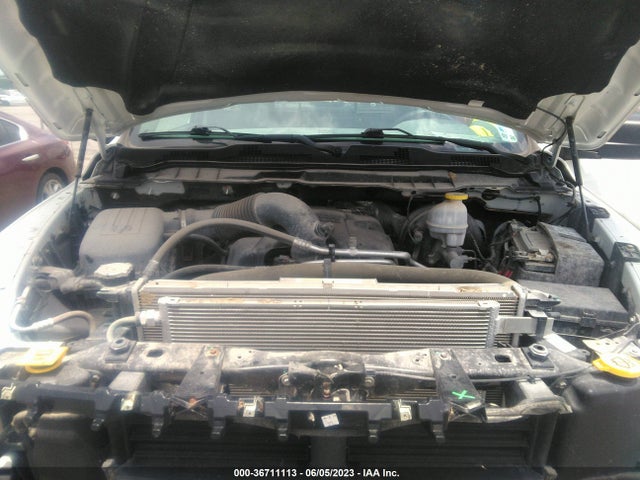 3C6JR6ET3KG702786 RAM 1500 Classic Slt