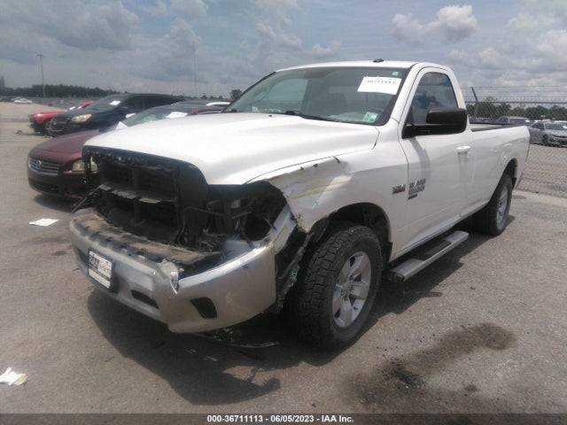 3C6JR6ET3KG702786 RAM 1500 Classic Slt