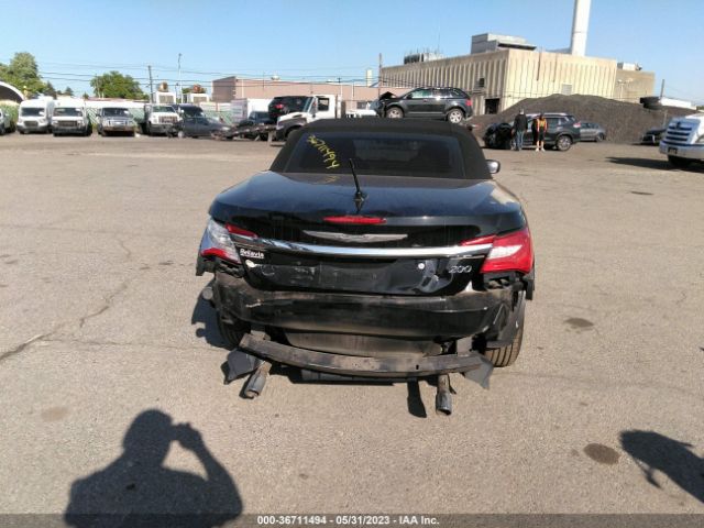 1C3BCBEG9EN136935 Chrysler 200 Touring
