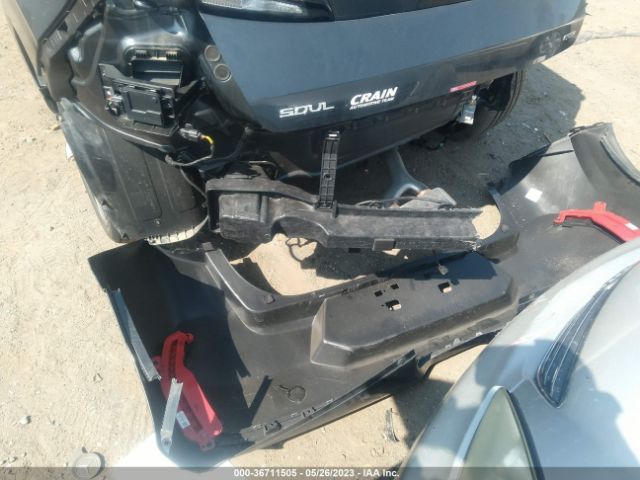 KNDJ53AU4P7196101 KIA Soul Gt-line