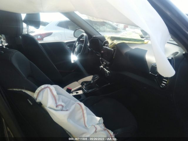 KNDJ53AU4P7196101 KIA Soul Gt-line