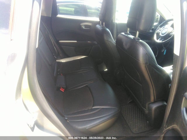 3C4NJDBB4JT399797 Jeep Compass Latitude