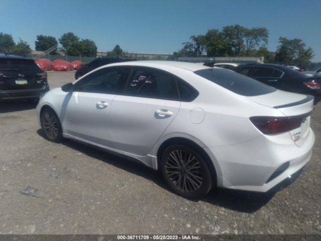 3KPF54AD7PE549264 KIA Forte Gt-line