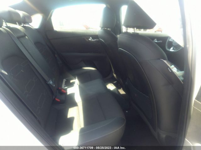 3KPF54AD7PE549264 KIA Forte Gt-line