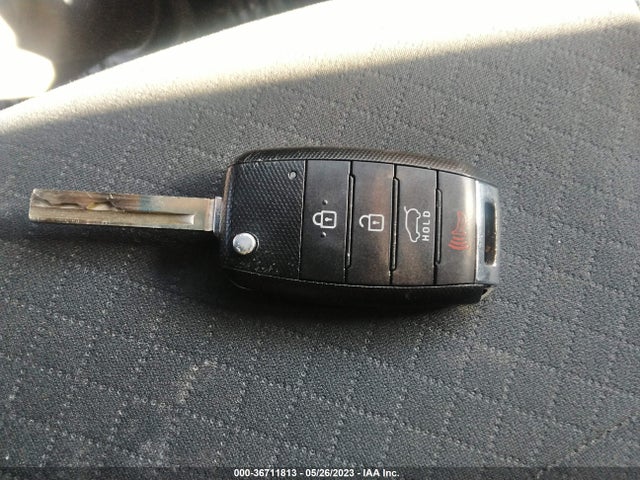 KIA SORENTO LX 2016 5XYPG4A31GG079872 Image 3