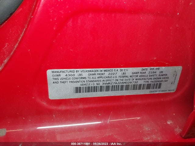 2010 VOLKSWAGEN JETTA SEDAN SE VIN: 3VWRZ7AJ2AM028732