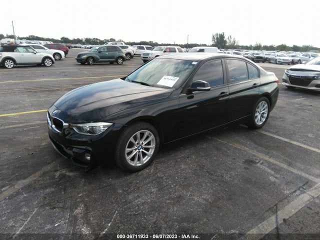 WBA8A9C53GK618680 BMW 3 Series 320i