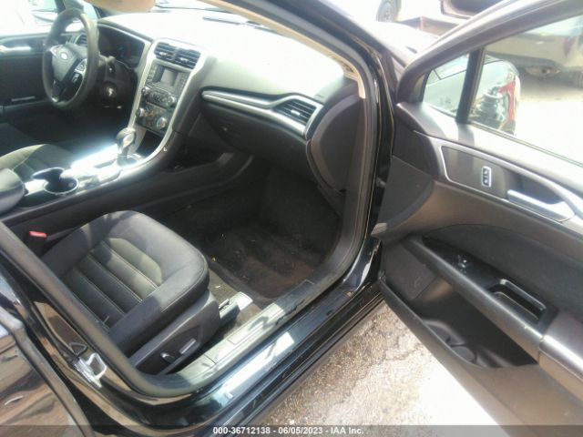 3FA6P0H78FR129383 Ford FUSION SE