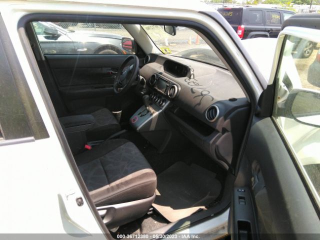 JTLZE4FEXFJ082393 Scion XB