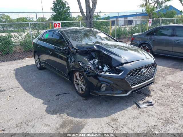 2018 HYUNDAI SONATA SPORT VIN: 5NPE34AF2JH694685