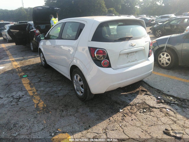 Chevrolet SONIC LS 2016 1G1JA6SH7G4111261 Image 3