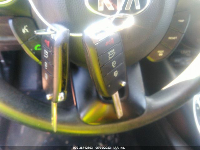 KNDJP3A50F7814385 KIA SOUL +