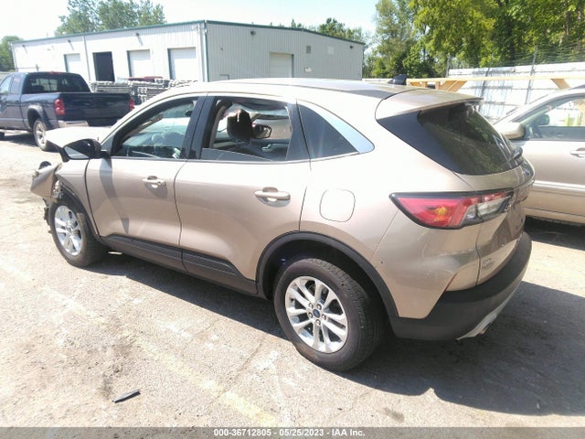 Ford ESCAPE SE 2020 1FMCU9G66LUA61989 Image 3